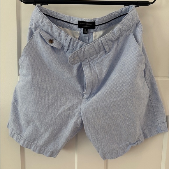 Banana Republic Blue Flat Linen Front Shorts - Picture 1 of 4